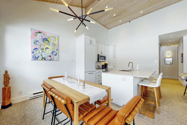 #1536 - Dining Area & Kitchen