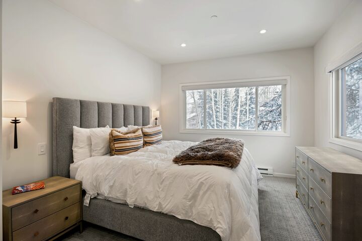 #1527 - Master Bedroom
