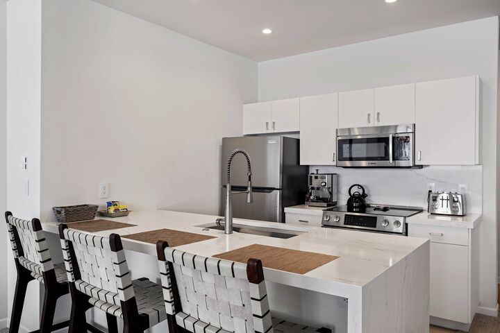 #1527 - Kitchen
