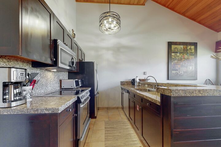 #1635 - Kitchen