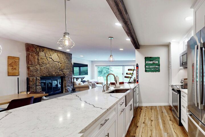 #1104 - Kitchen
