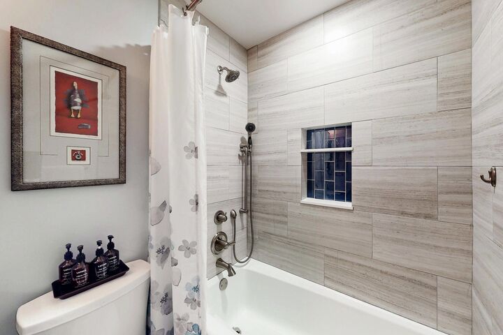 #1104 - Bathroom