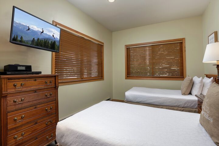 #1515 - Bedroom