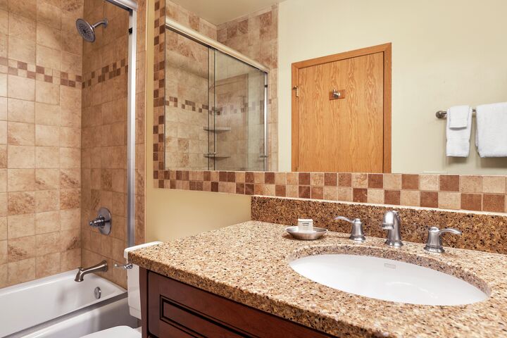 #1515 - Bathroom