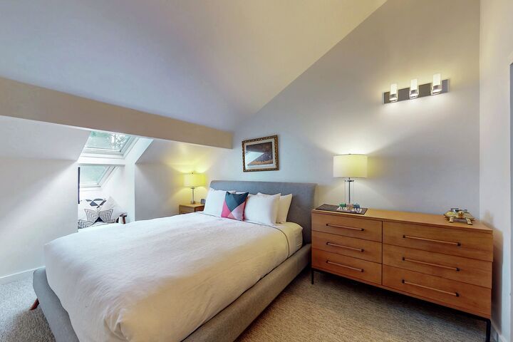 #1209 - Bedroom