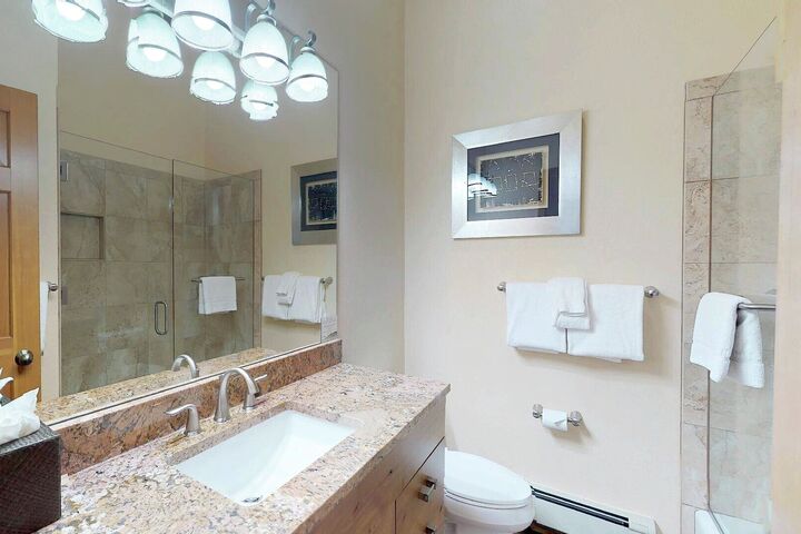 #1423 - Bathroom