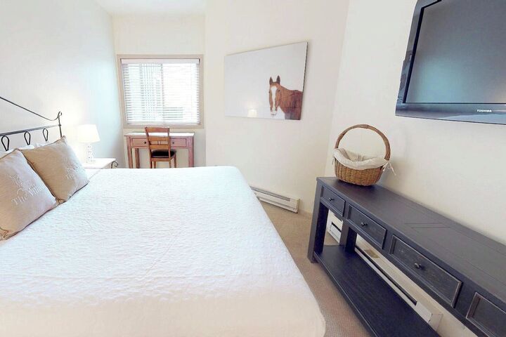 #1511 - Master Bedroom