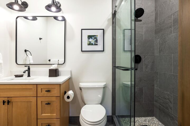 #1617 - Bathroom