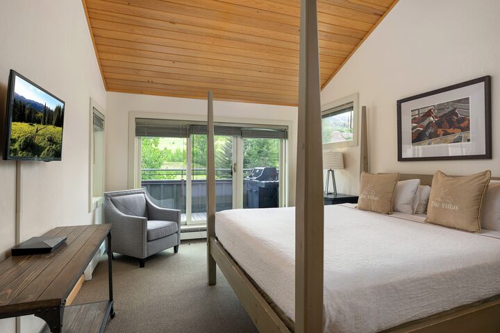 #1433 - Master Bedroom