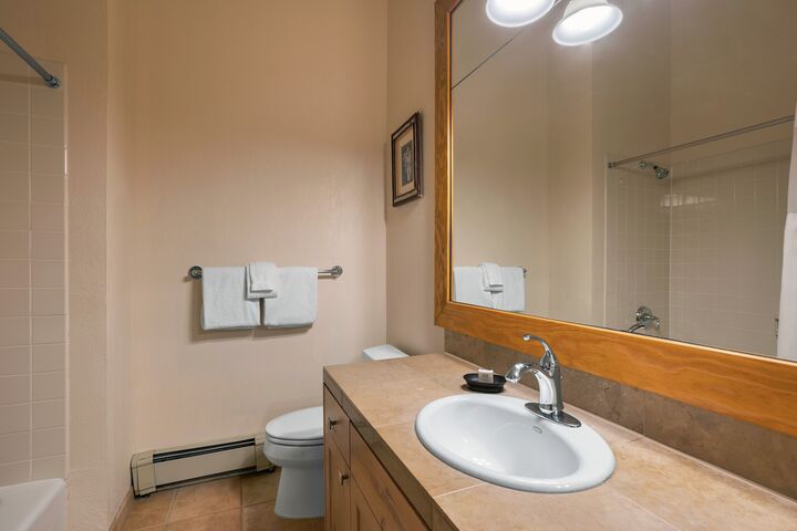#1433 - Bathroom