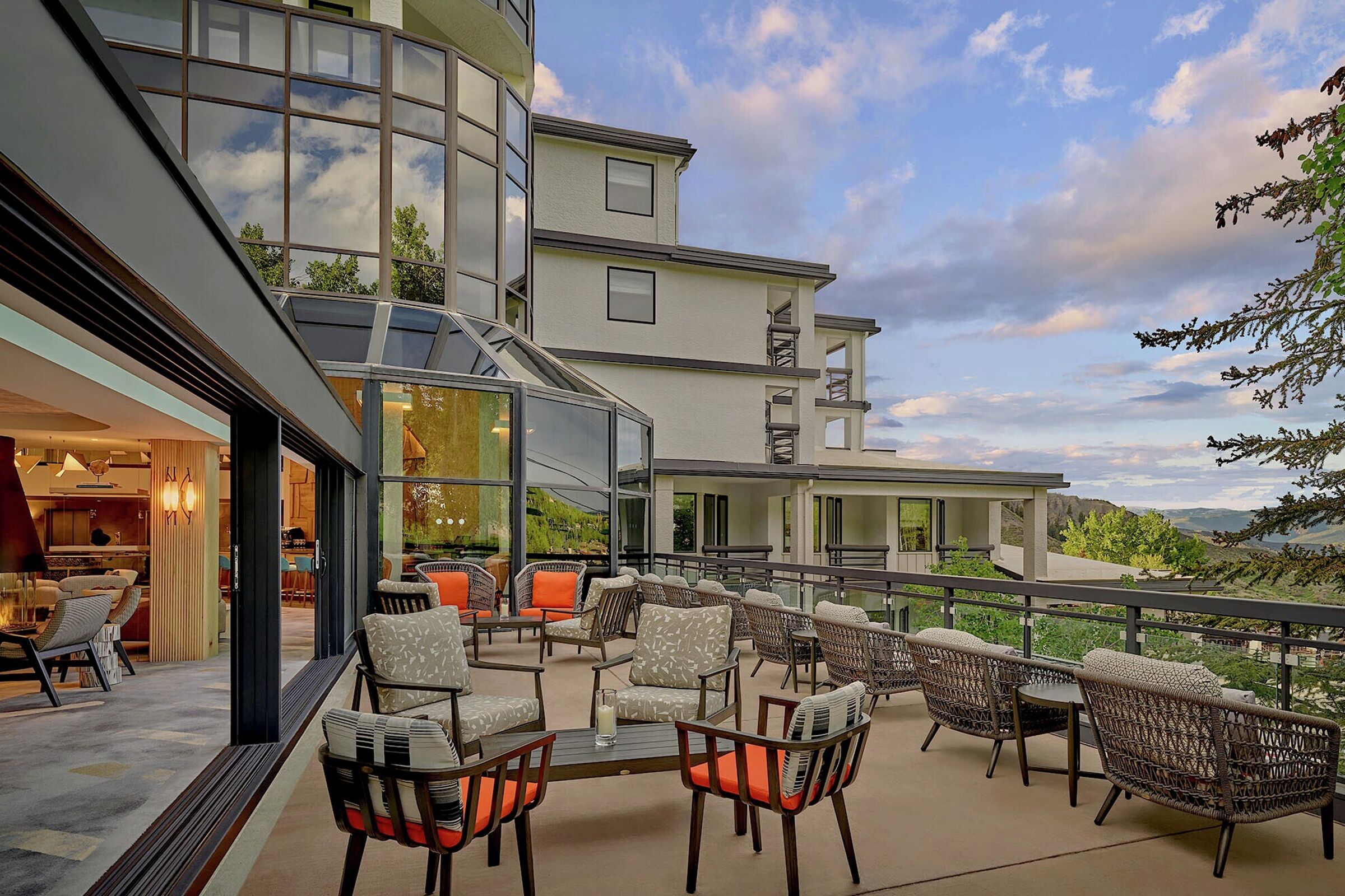 Lobby Patio