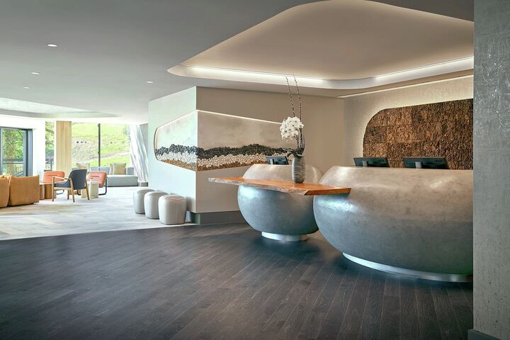 Front Desk Lobby