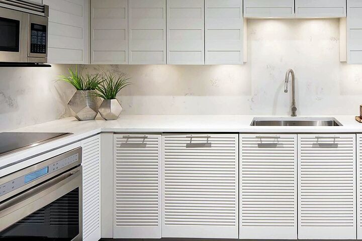 Pinnacle 2 Bdrm Premium Residence - Kitchen