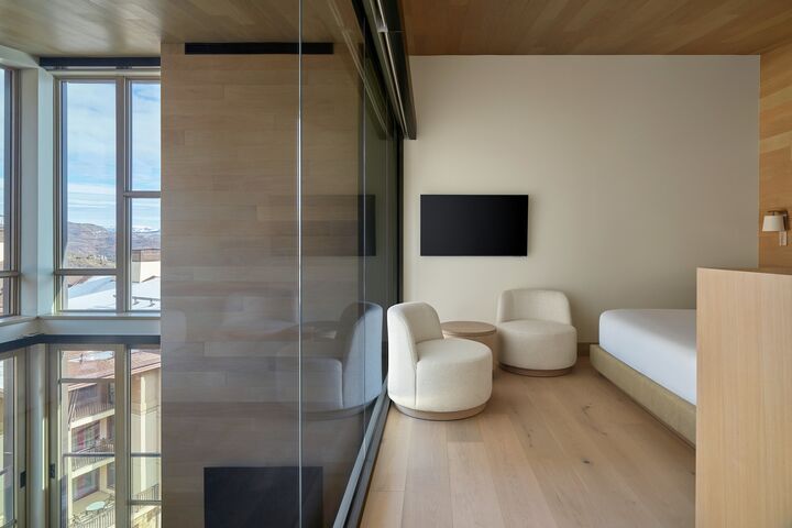 Cirque 2 Bdrm Penthouse Loft - Master Loft Bedroom