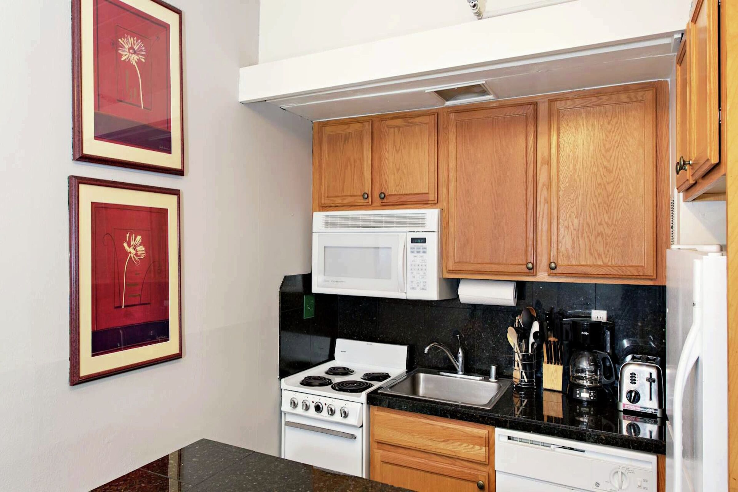 Studio Kitchen