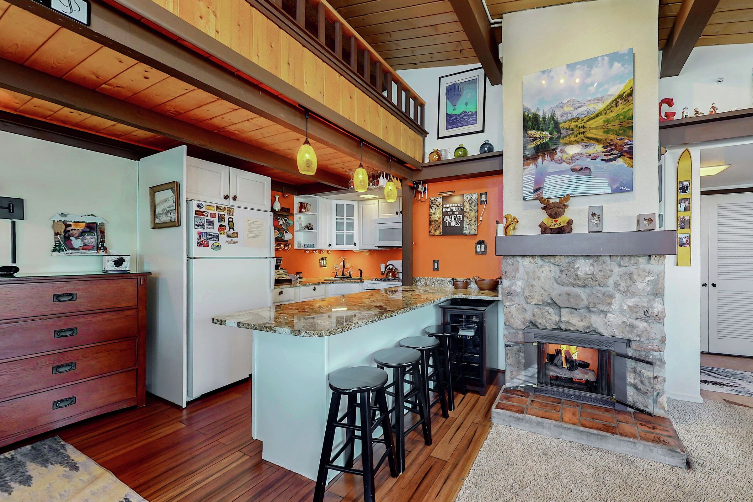 Studio Kitchen