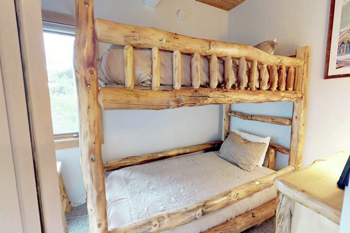#L3 - Studio Bunk Bed