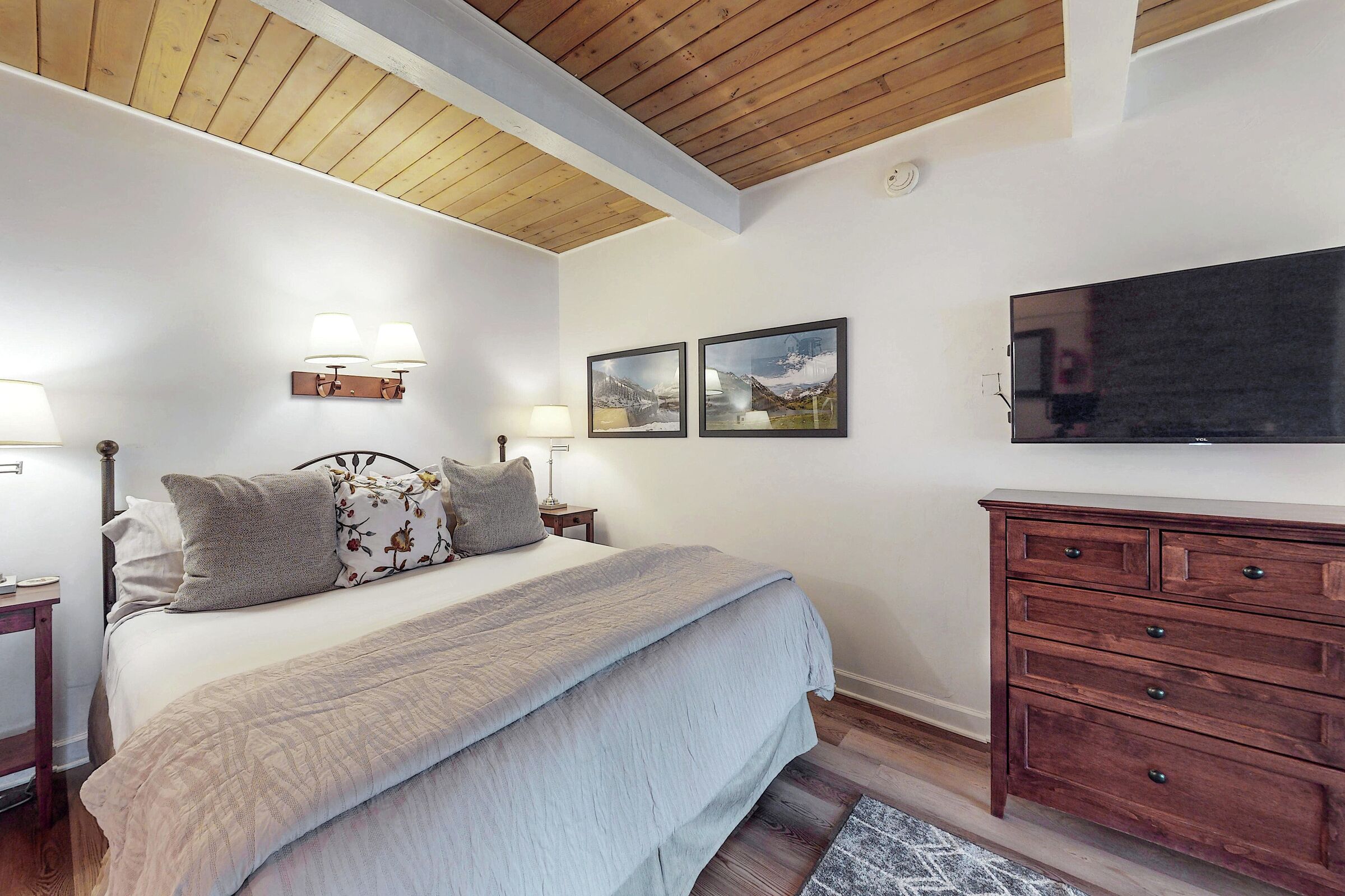 #L5 - Studio Sleeping Area