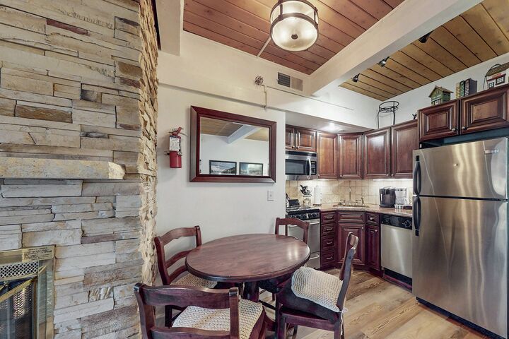 Studio Dining Area & Kitchen