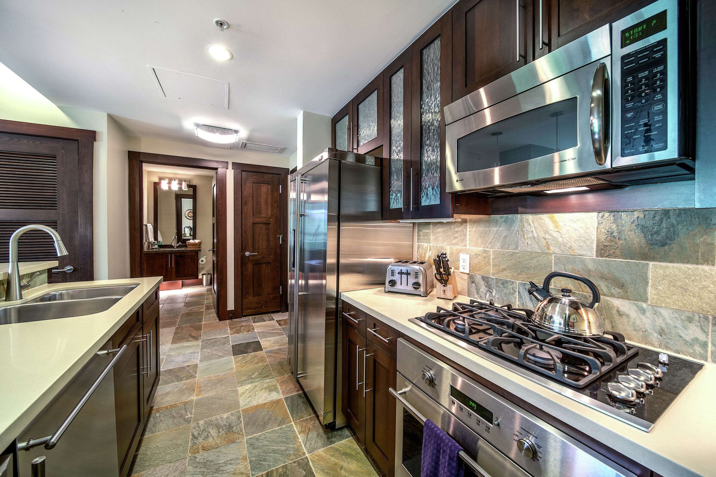 #2207 - Kitchen