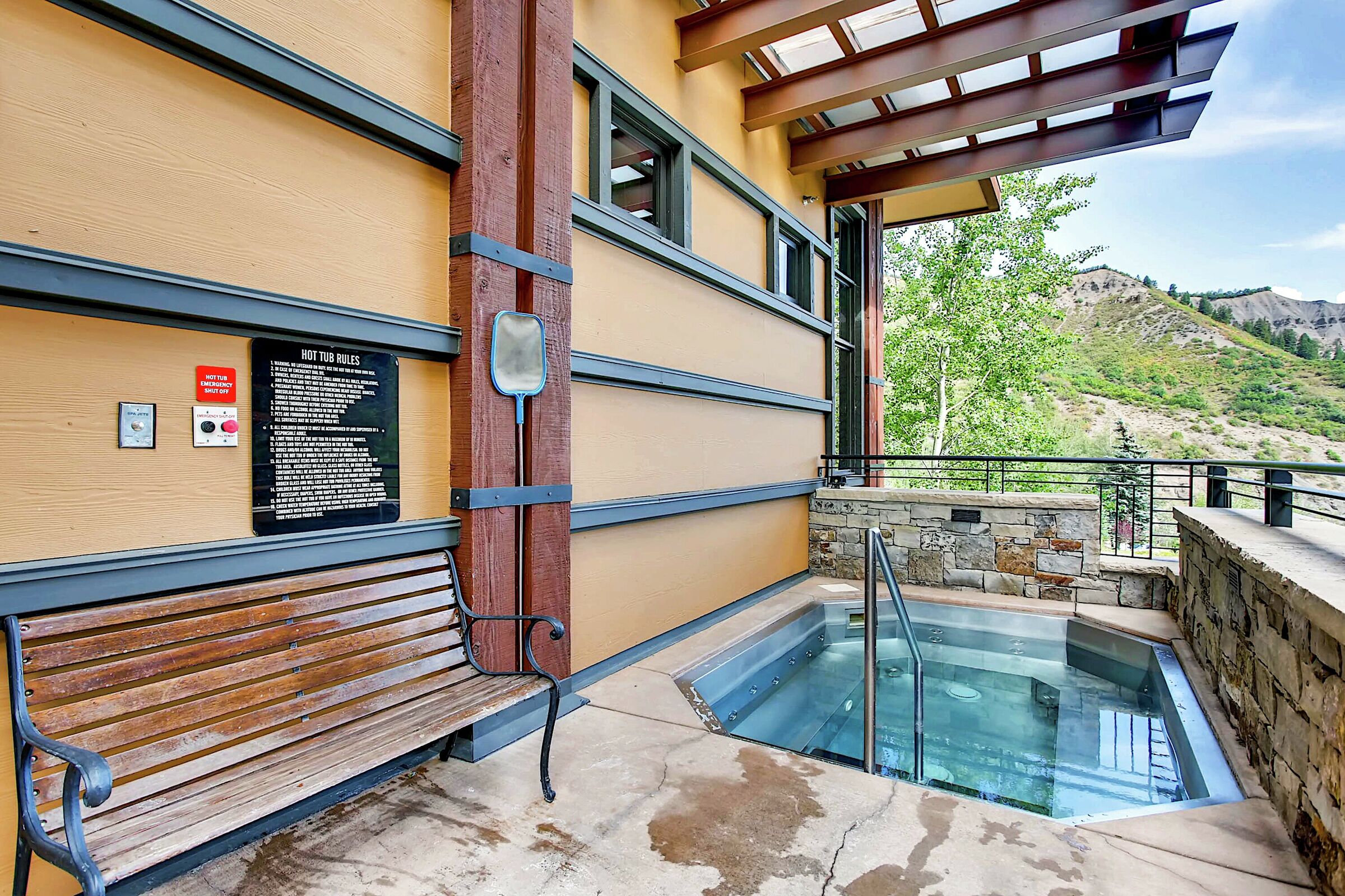 Outdoor Hot Tub