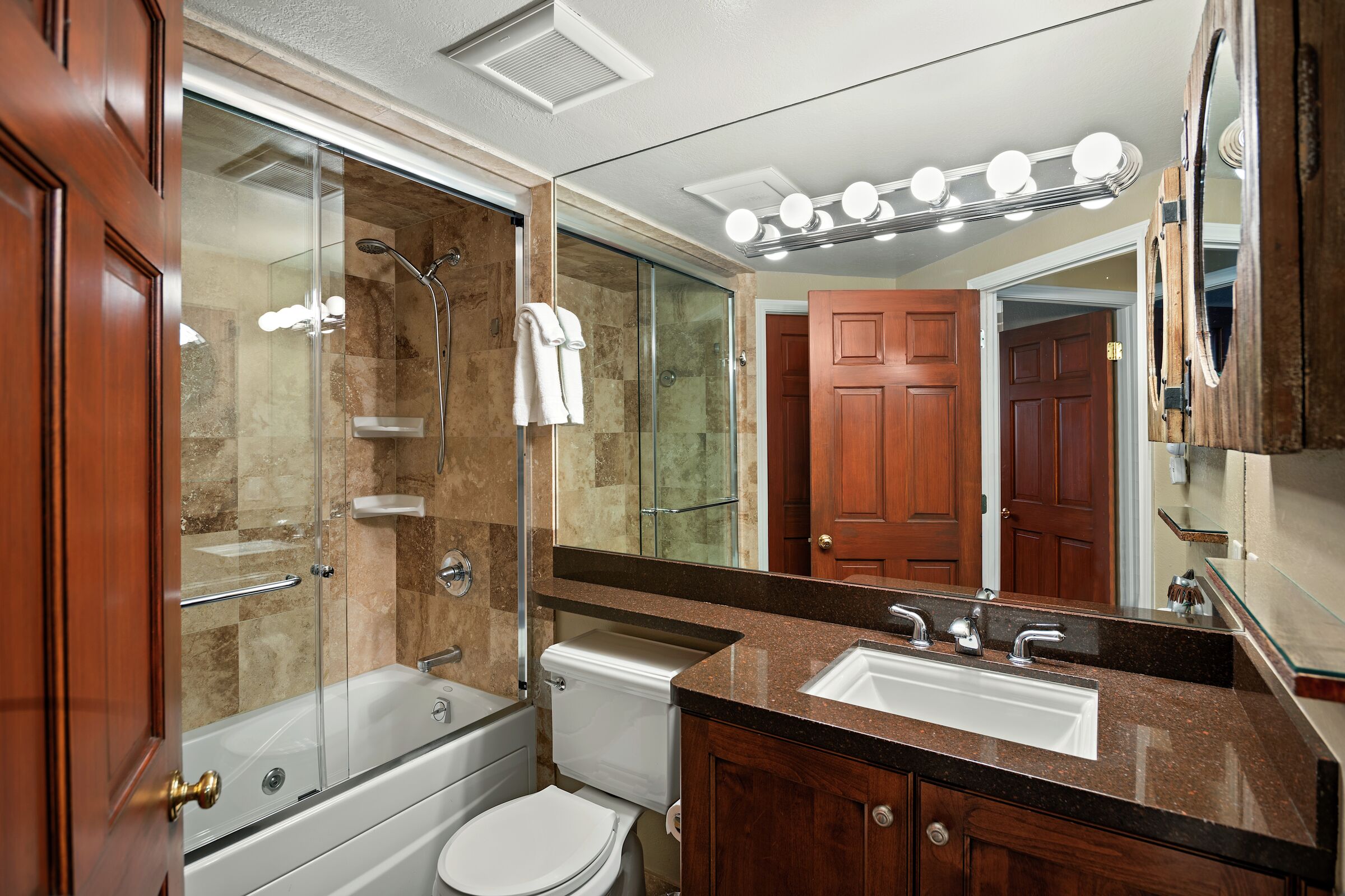 Master Ensuite Bathroom