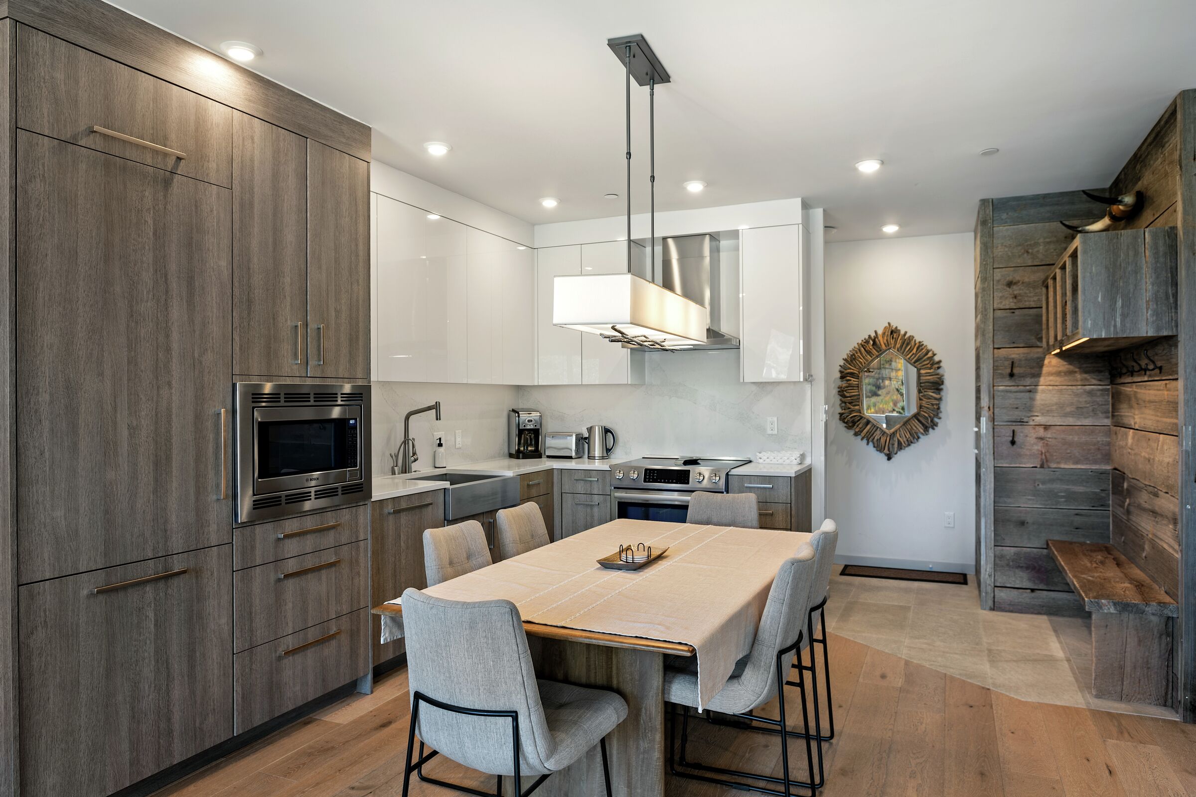 #27 - Dining Room & Kitchen
