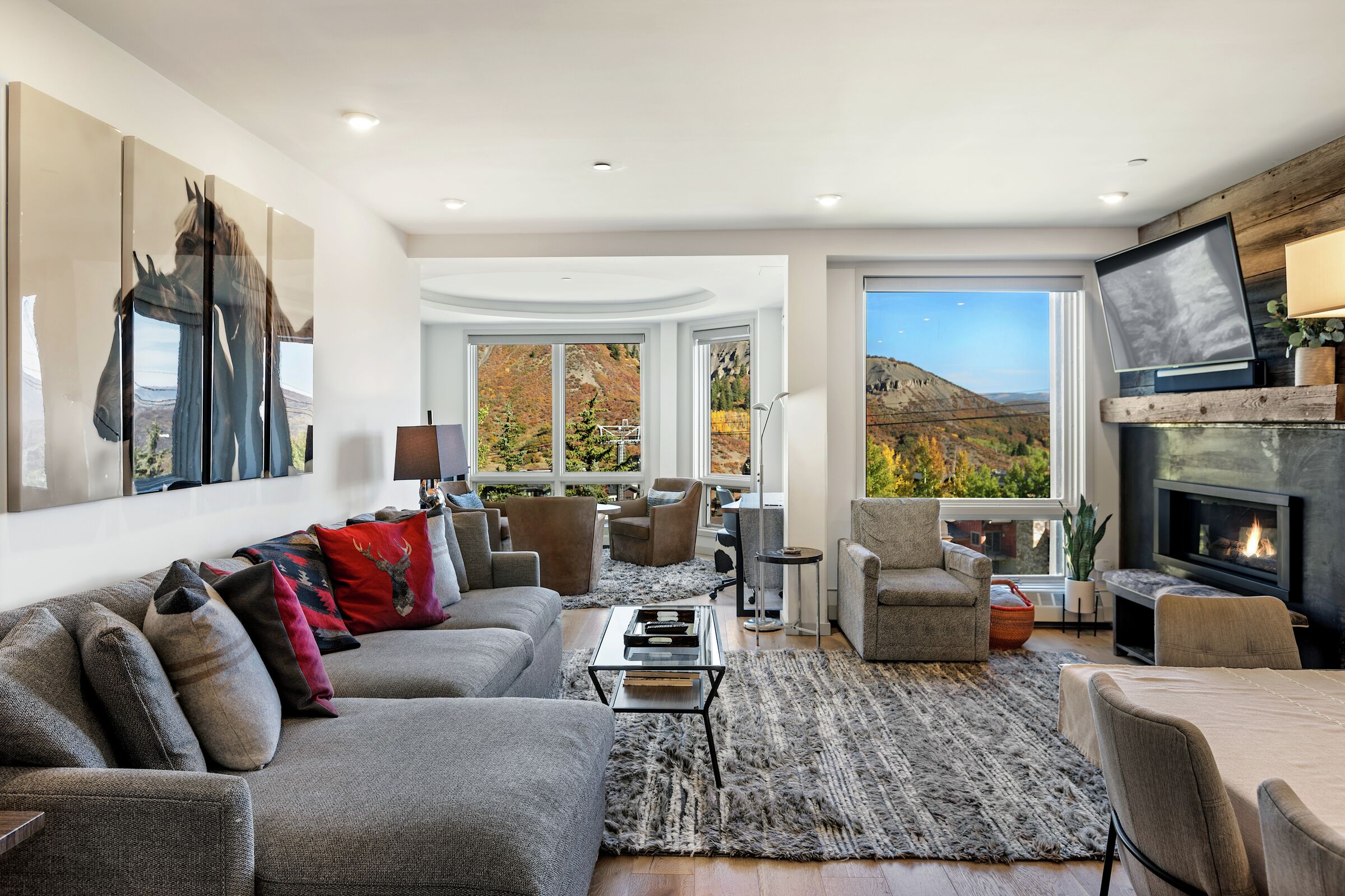 #27 - Living Area