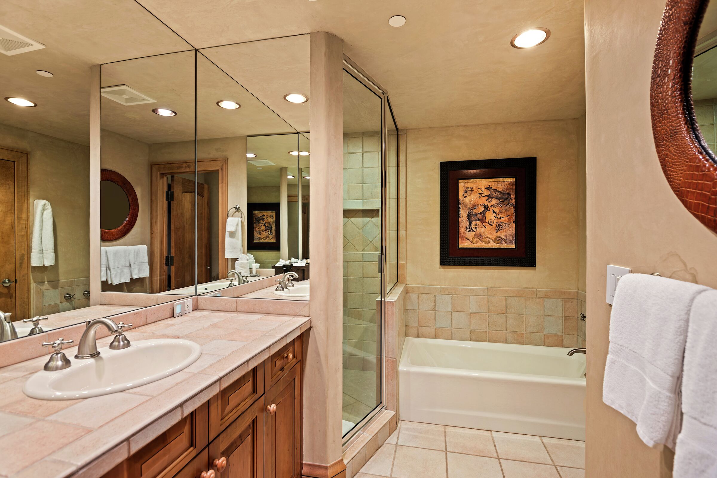 4 Bdrm Exceptional HT - Ensuite Bathroom