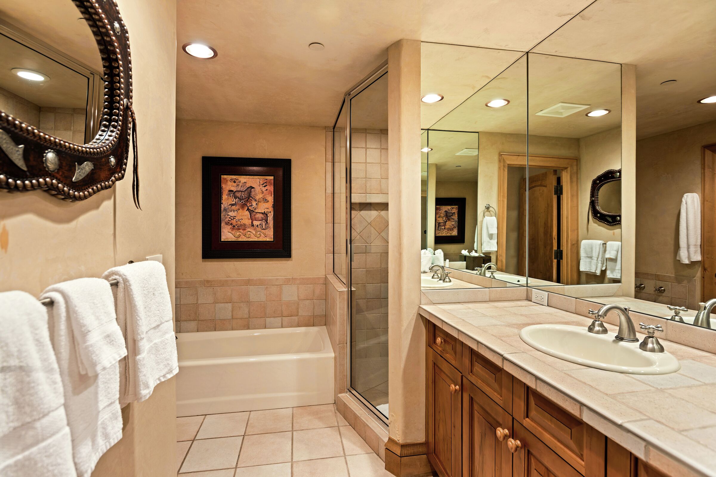 4 Bdrm Exceptional HT - Ensuite Bathroom