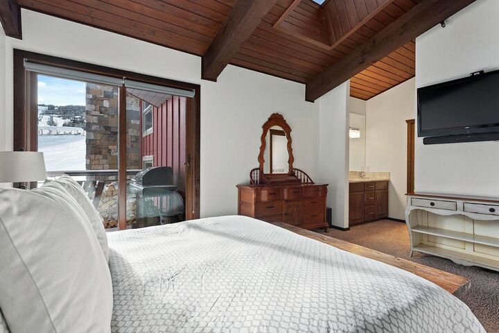 #306 - Master Bedroom