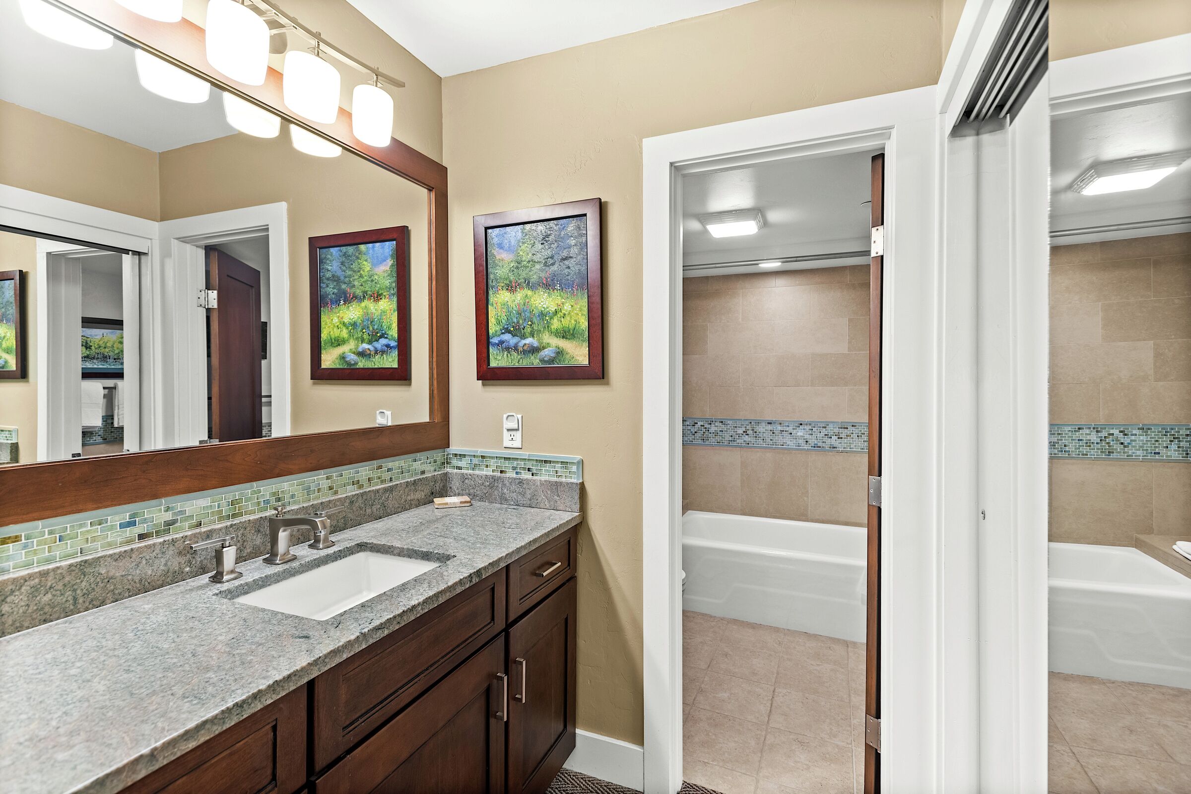 Master Ensuite Bathroom