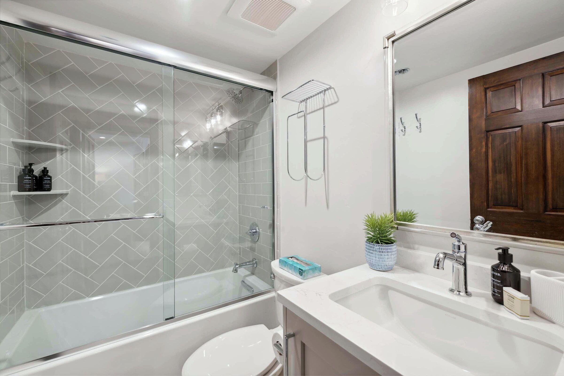 #40 - Master Ensuite Bathroom
