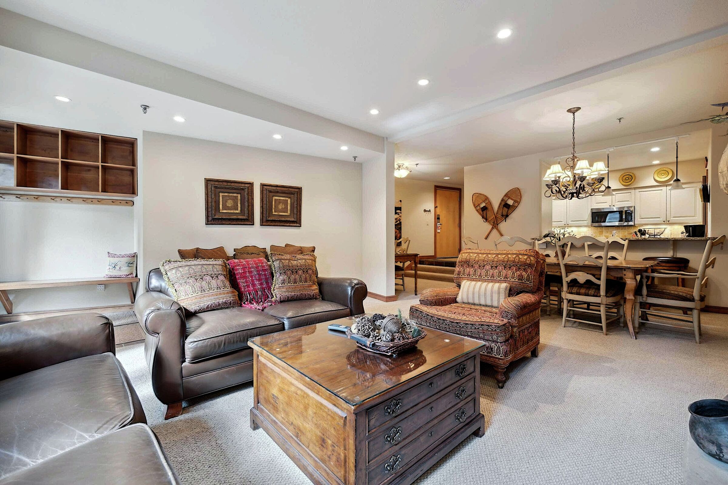 #18 - Living Area