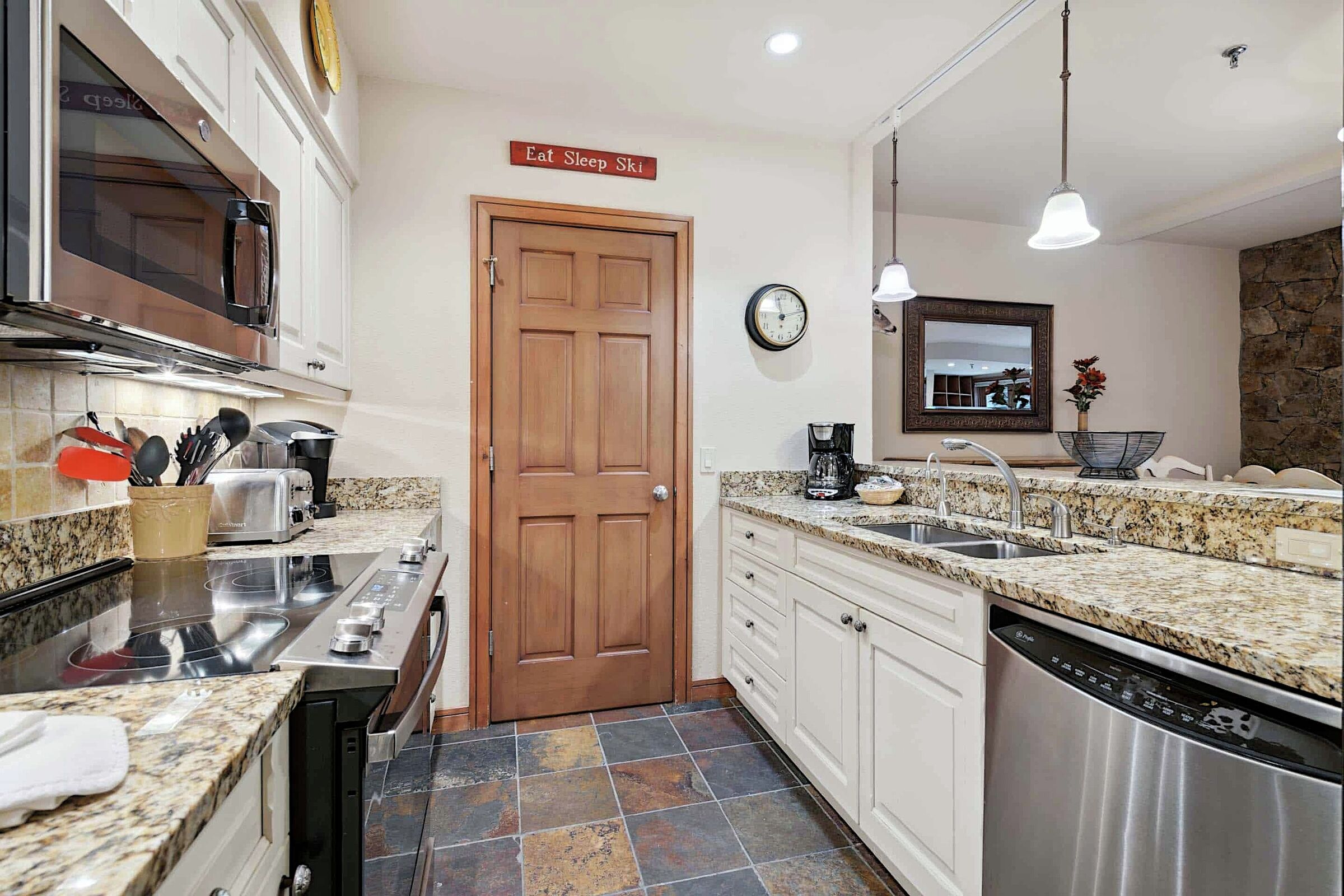 #18 - Kitchen