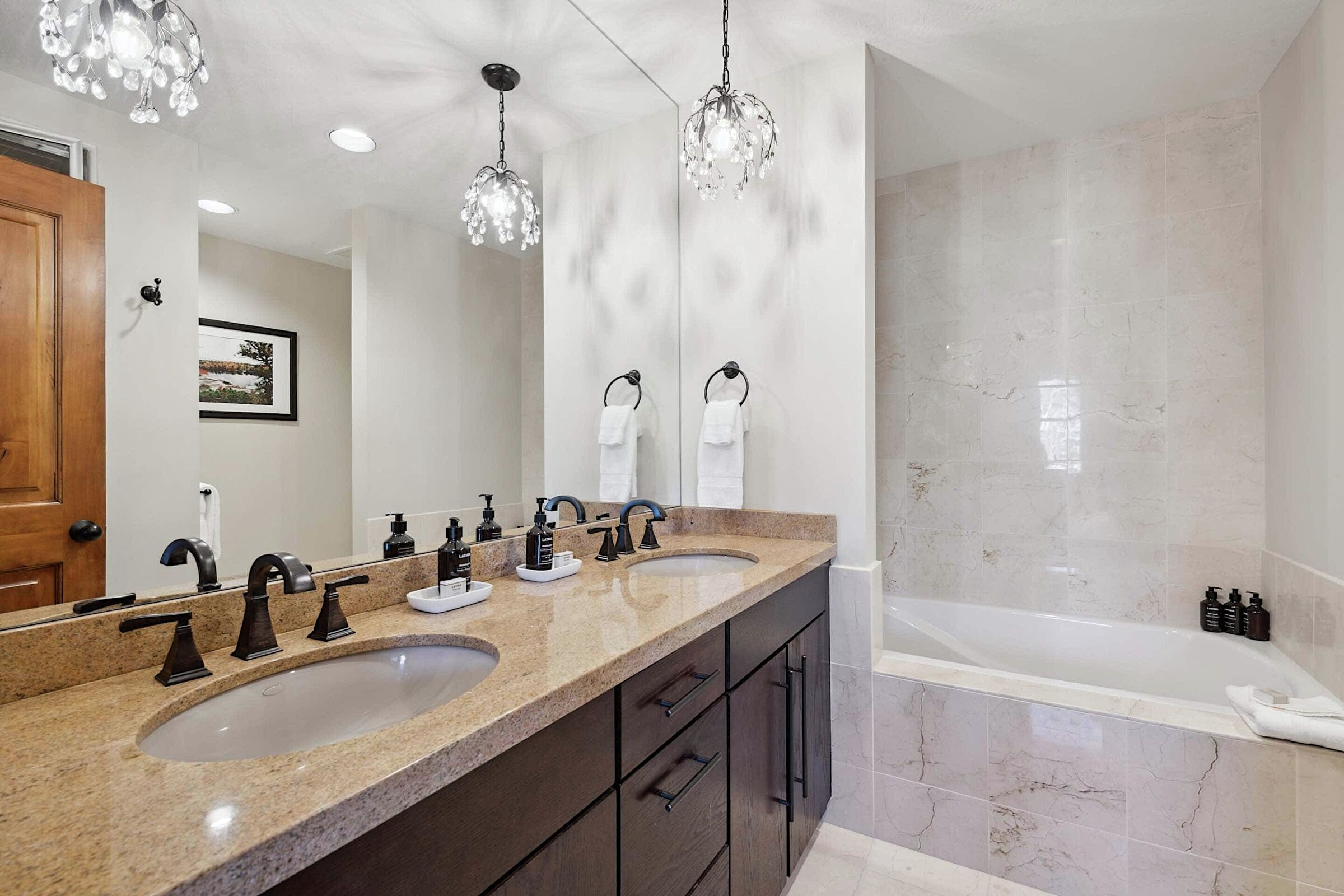 #13 - Master Ensuite Bathroom