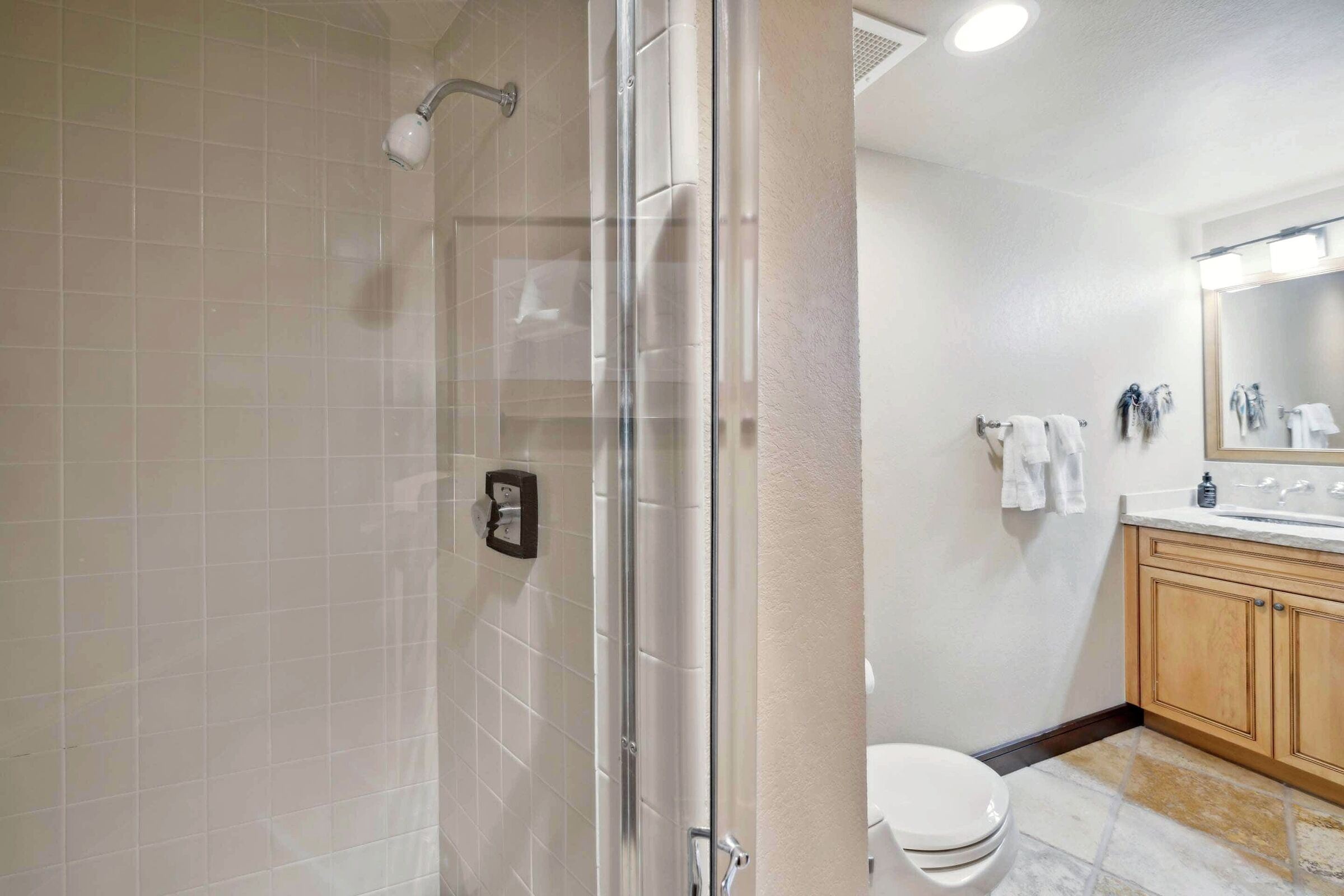 #37 - Bathroom
