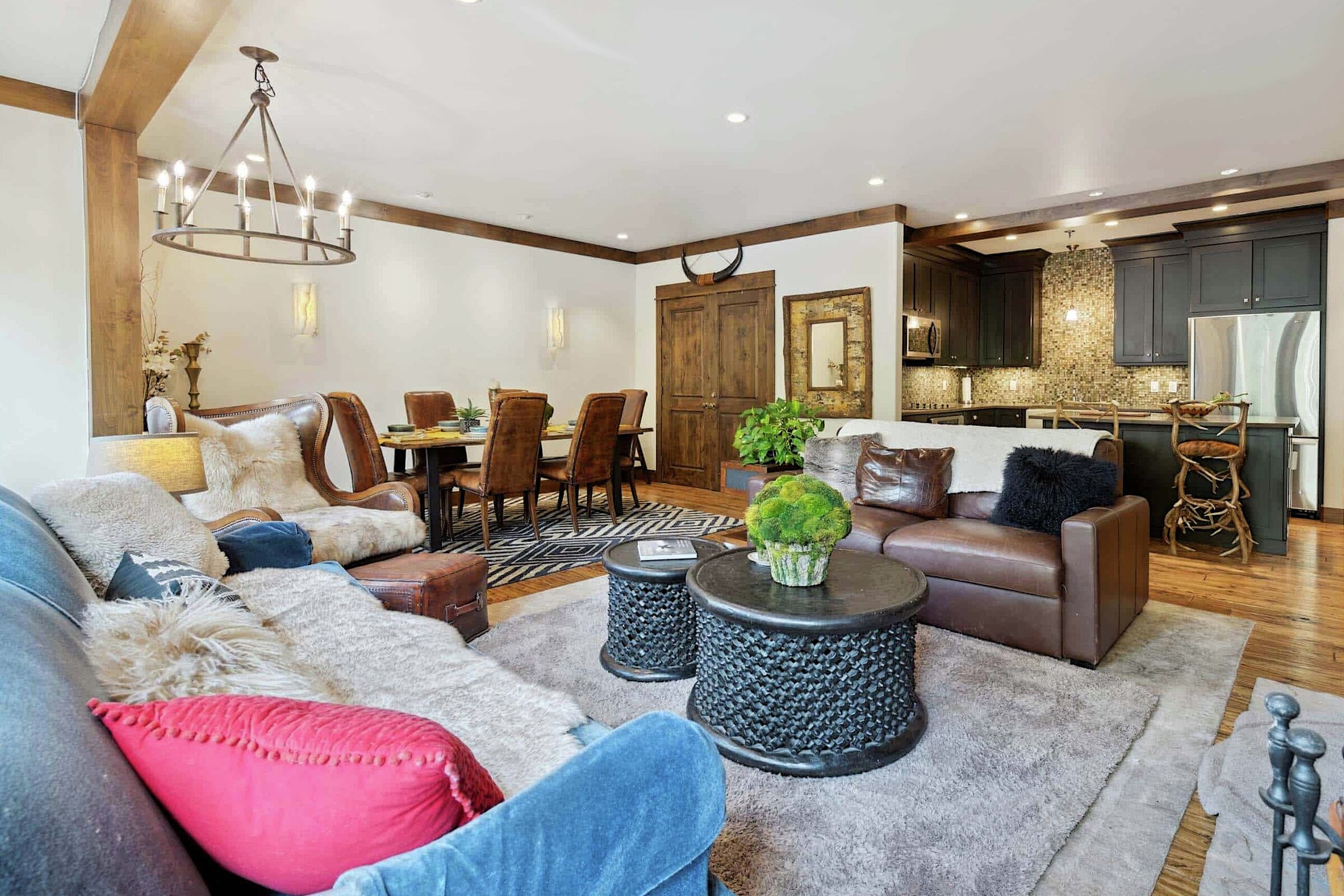 #20 - Living Area