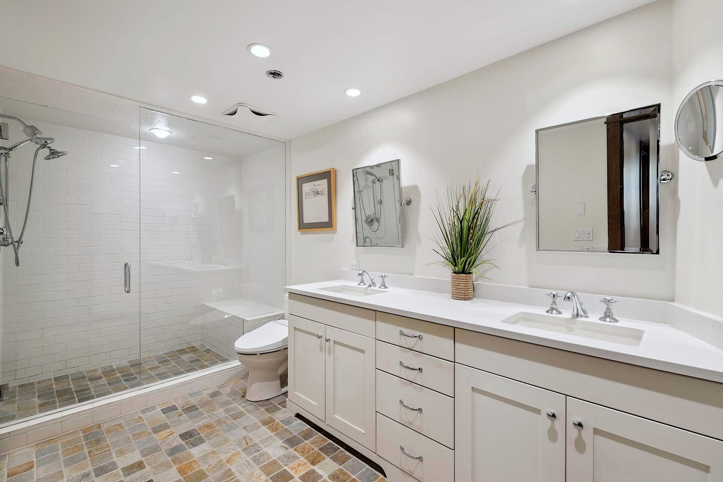 #20 - Master Ensuite Bathroom