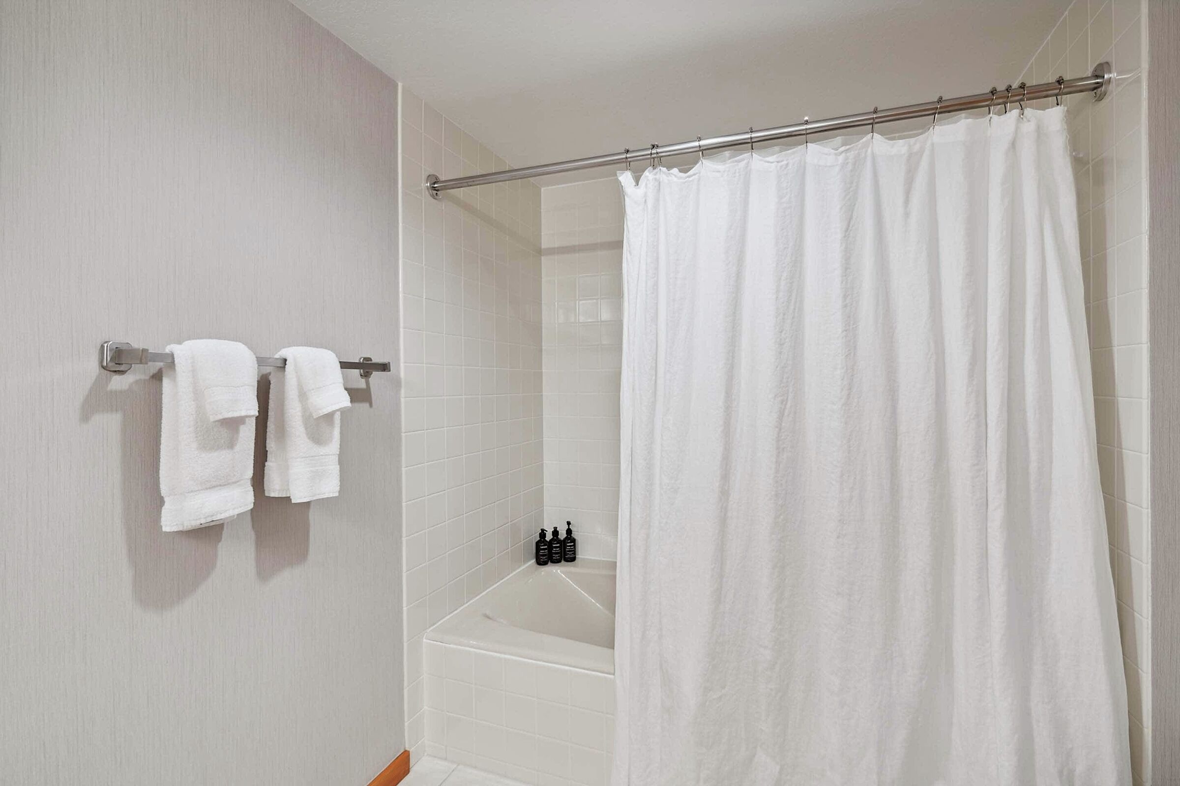 #23 - Master Ensuite Bathroom