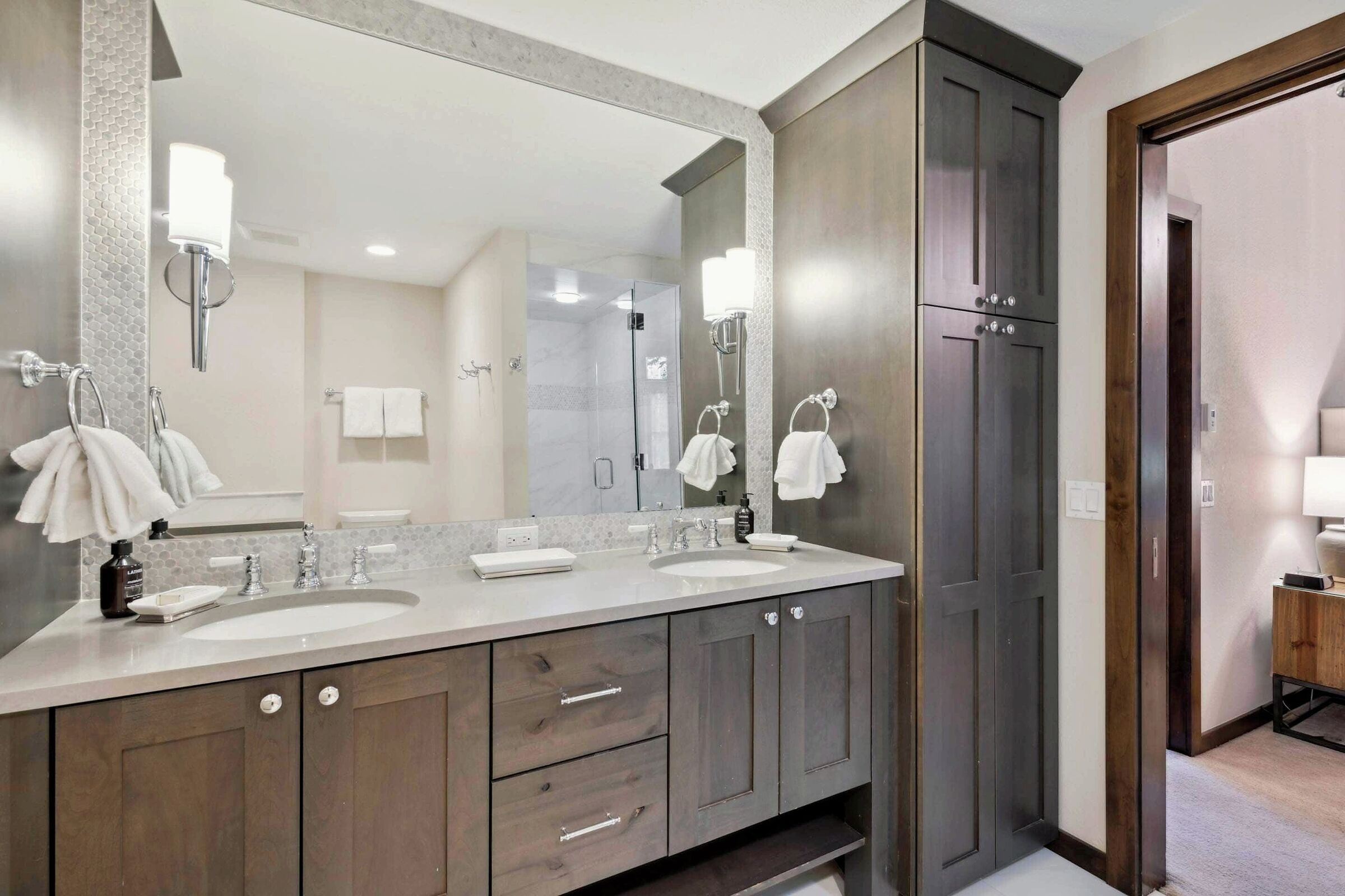 #32 - Master Ensuite Bathroom