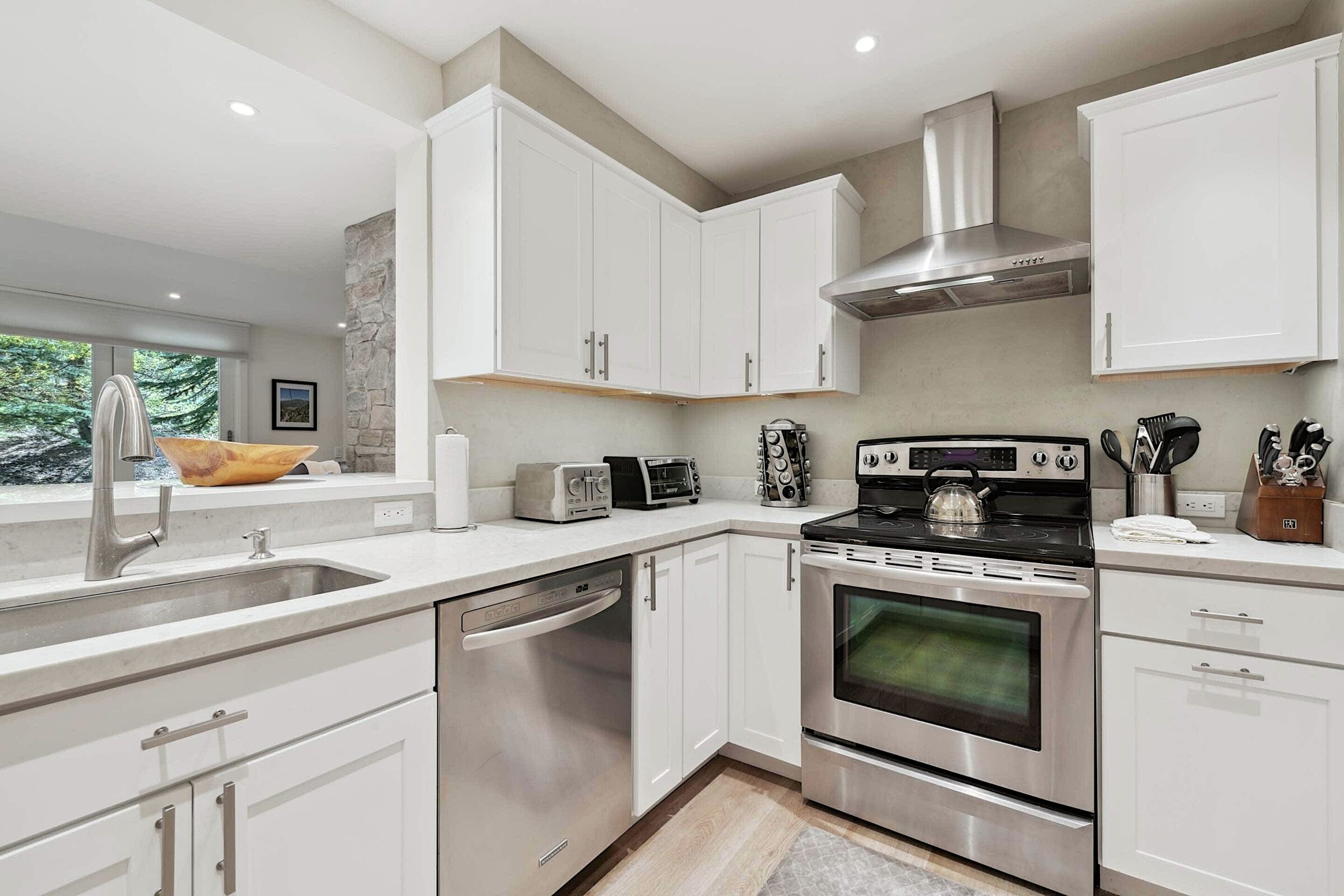 #02 - Kitchen