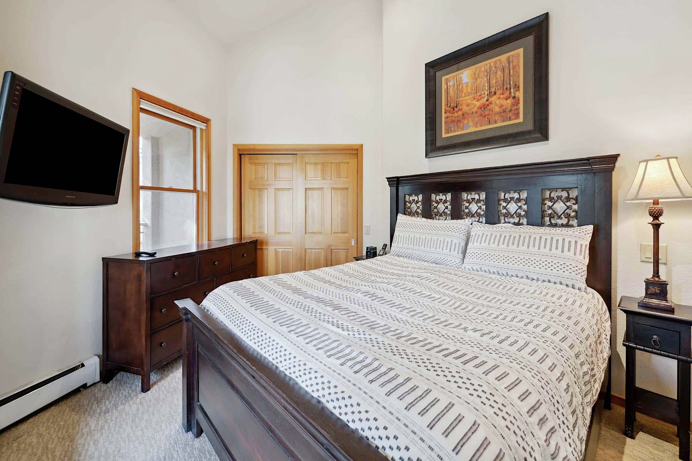 #04 - Master Bedroom