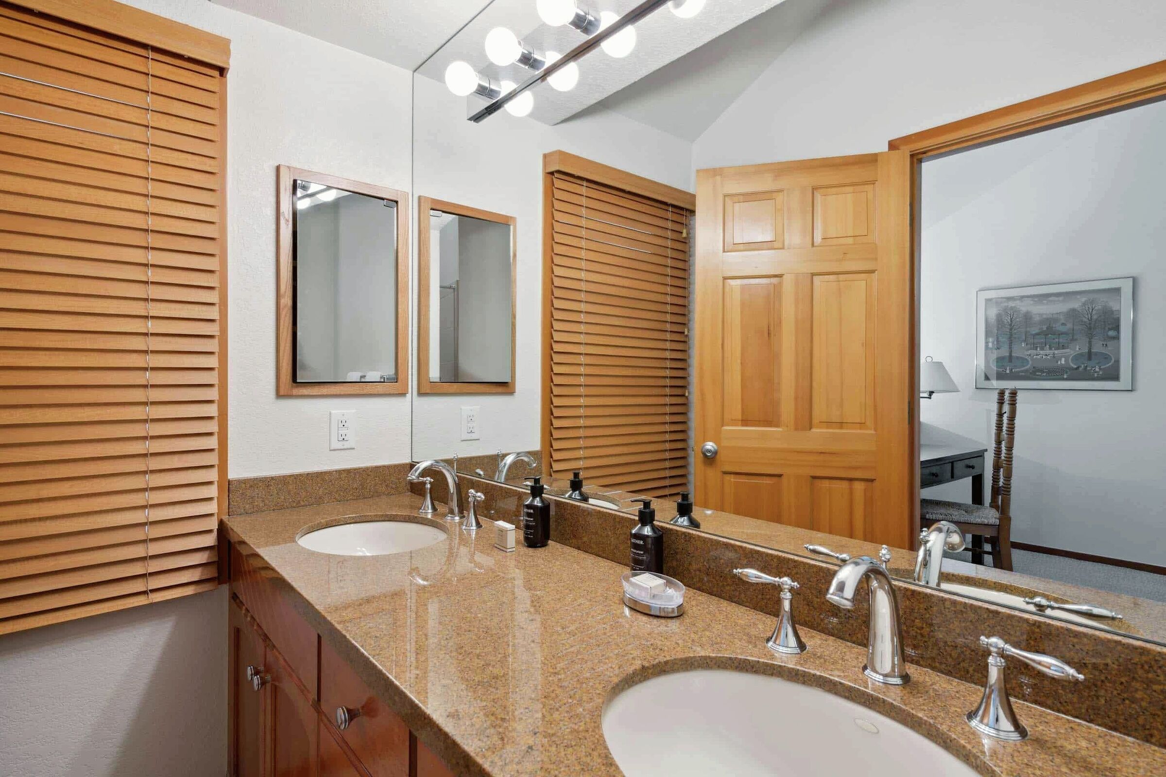 #51 - Bathroom