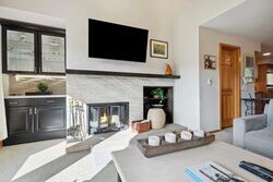 #51 - Living Area