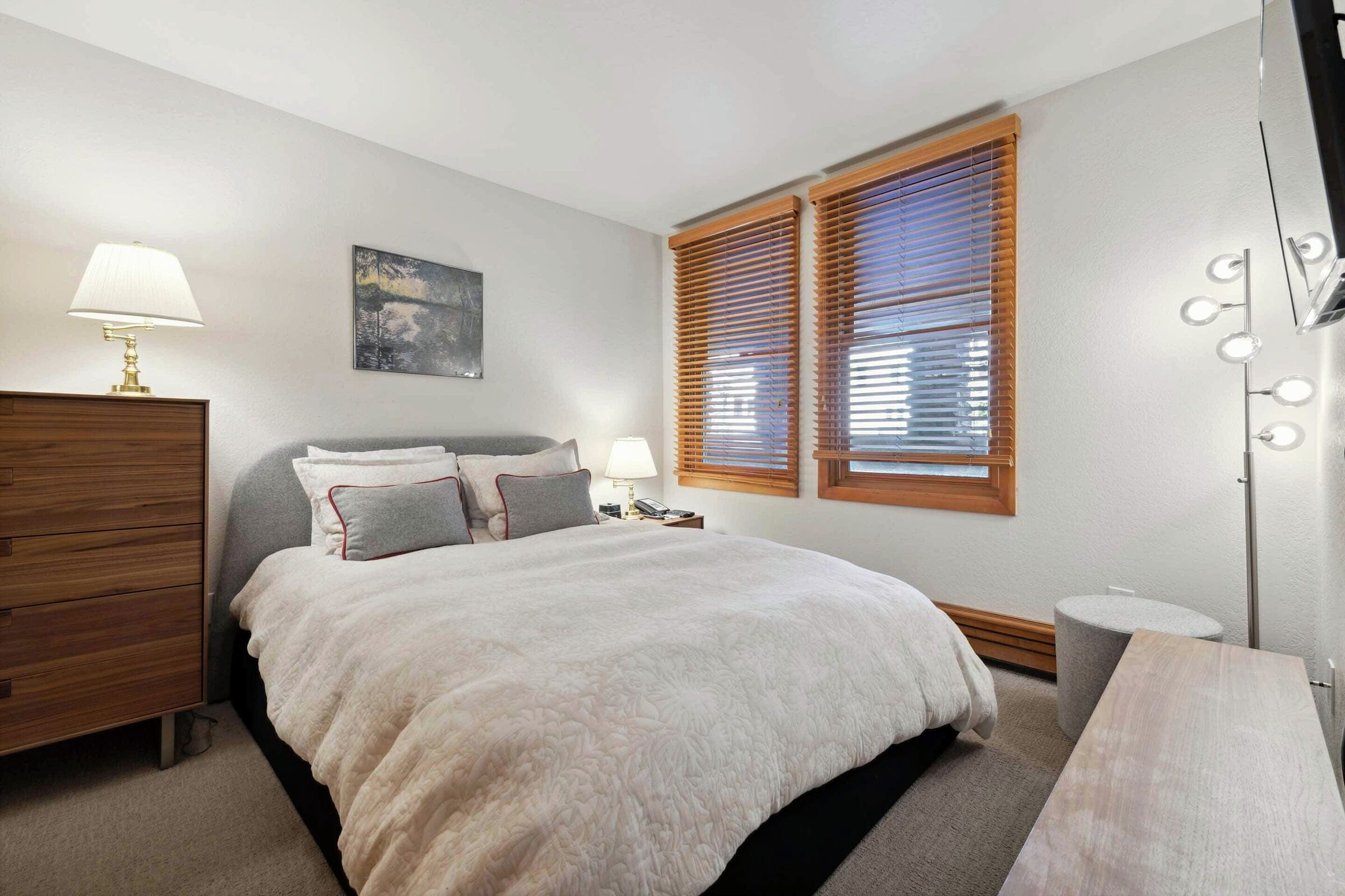 #51 - Bedroom