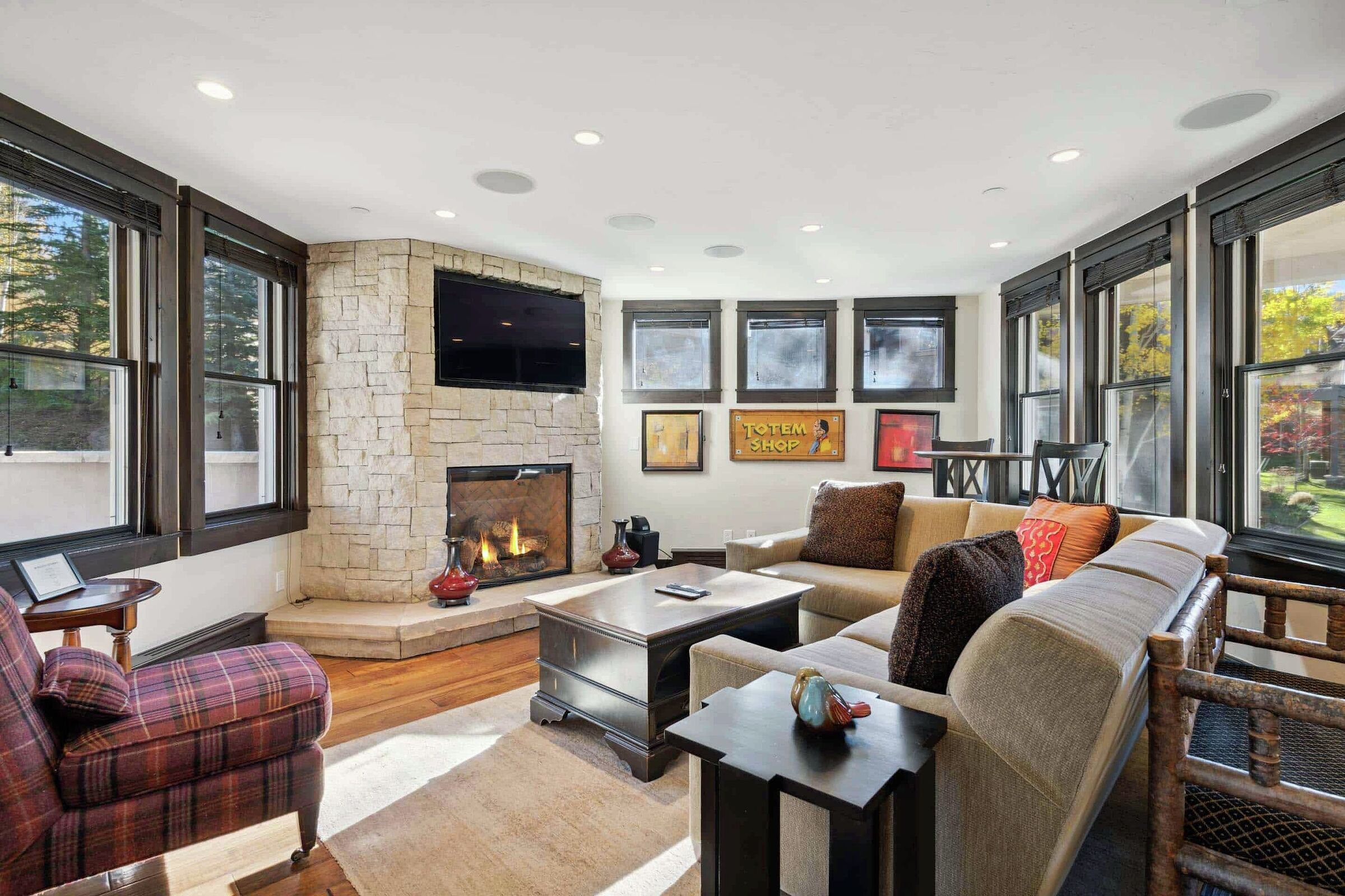 #55 - Living Area