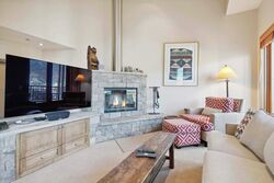 #48 - Living Area