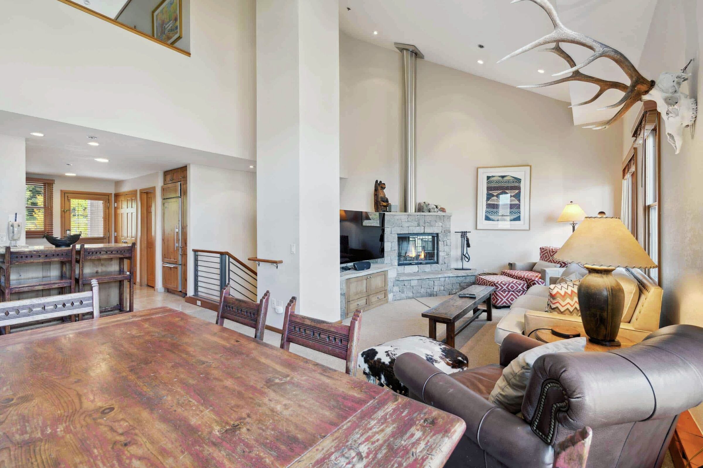#48 - Living Area