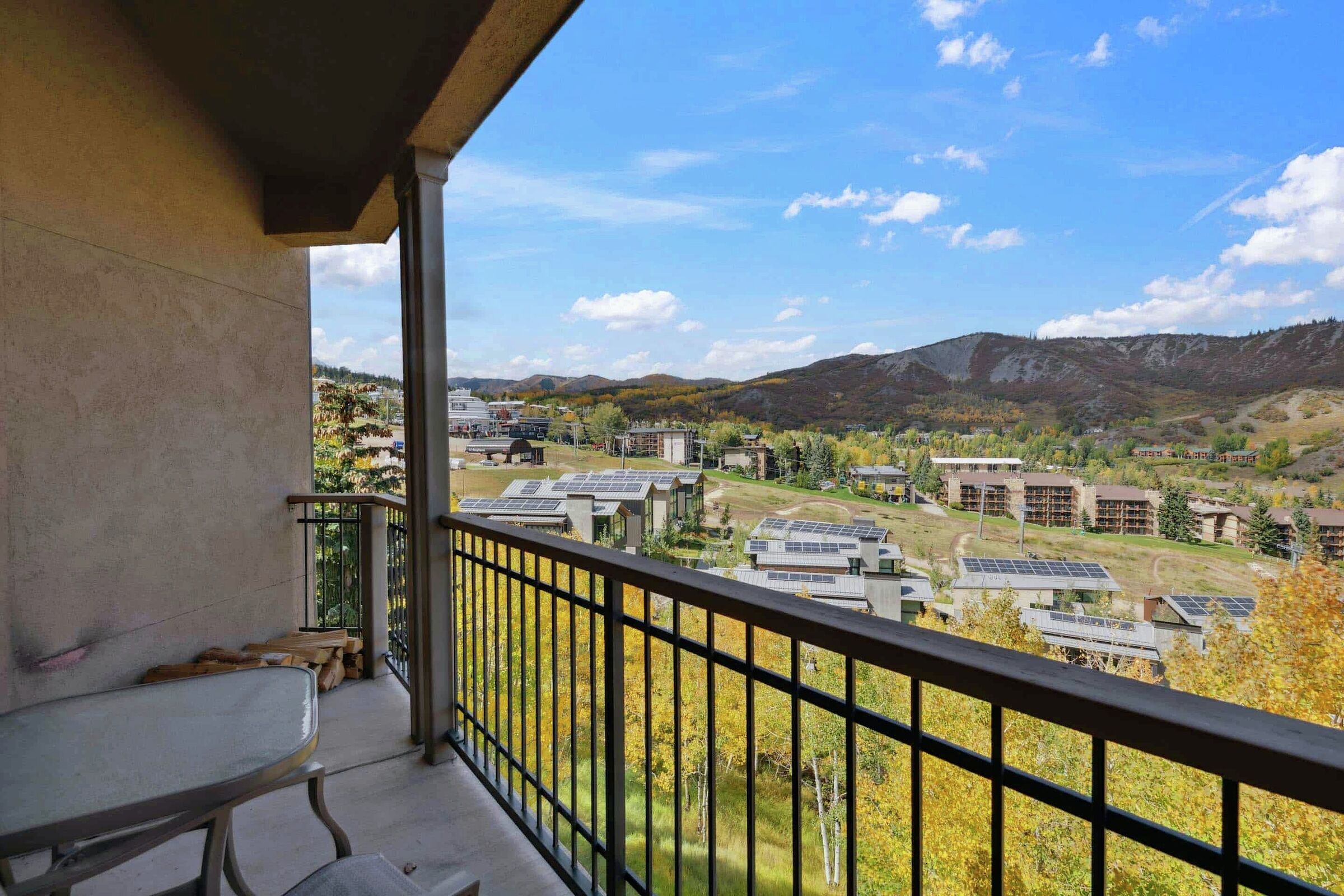 #48 - Balcony